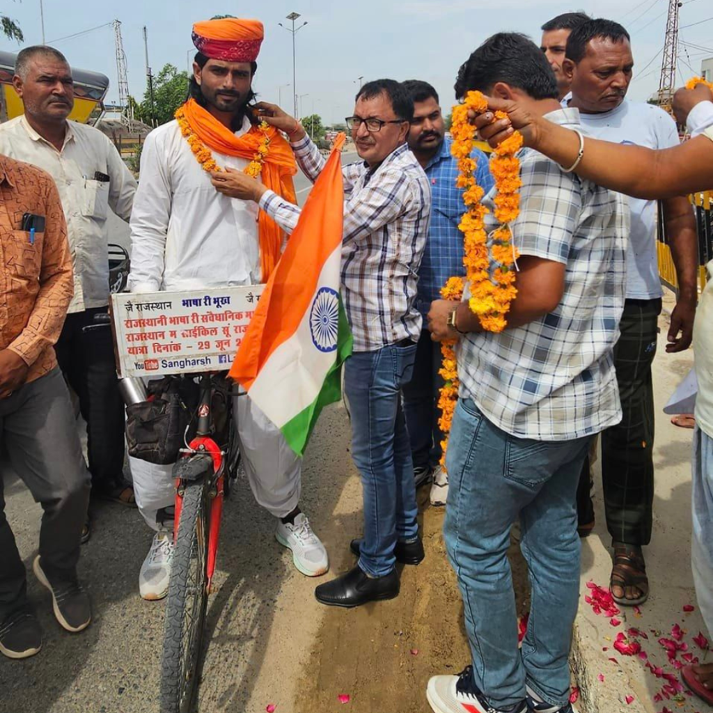 राजस्थानी भाषा की मान्यता दिलाने को लेकर लालचंद जाखड़ ने कीसाइकिल यात्रा।